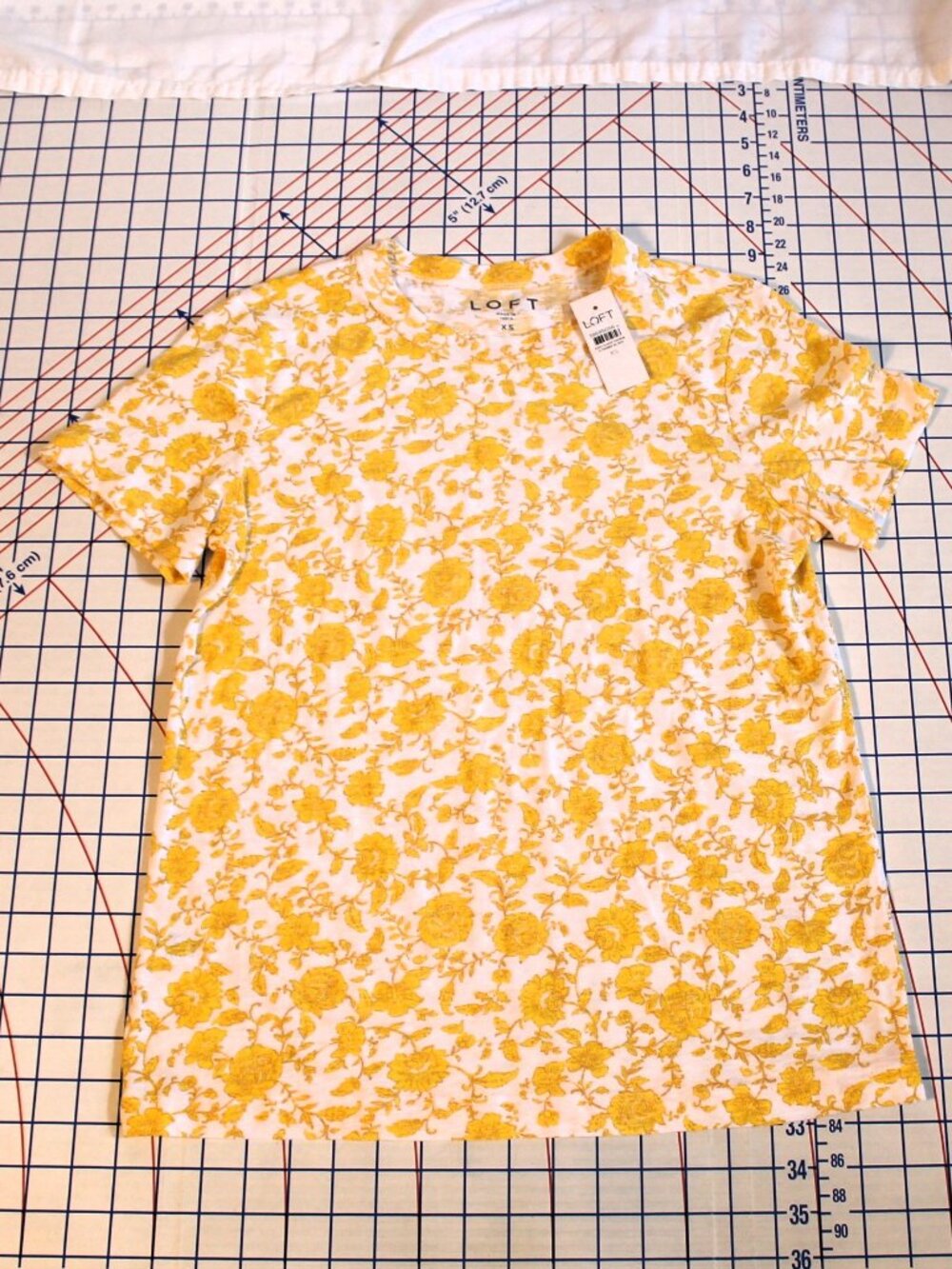 NWT LOFT White / Yellow Floral Cotton Tee XS